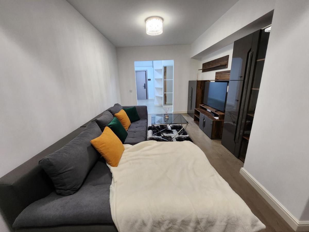 יאשי Near Airport 2 Rooms Apartments In Himson מראה חיצוני תמונה