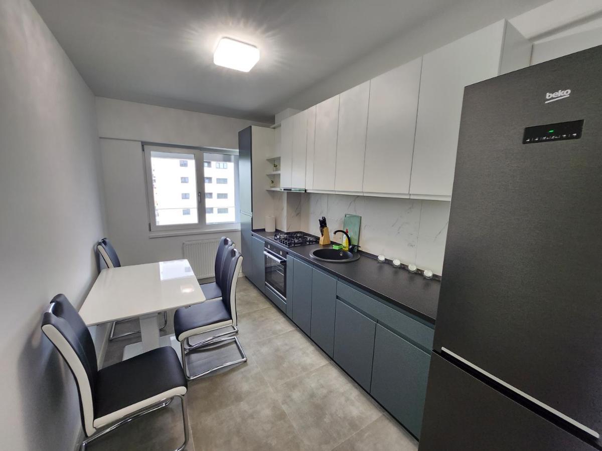 יאשי Near Airport 2 Rooms Apartments In Himson מראה חיצוני תמונה