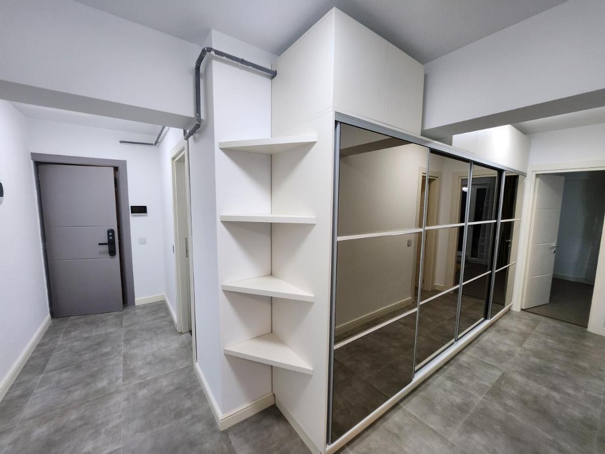יאשי Near Airport 2 Rooms Apartments In Himson מראה חיצוני תמונה
