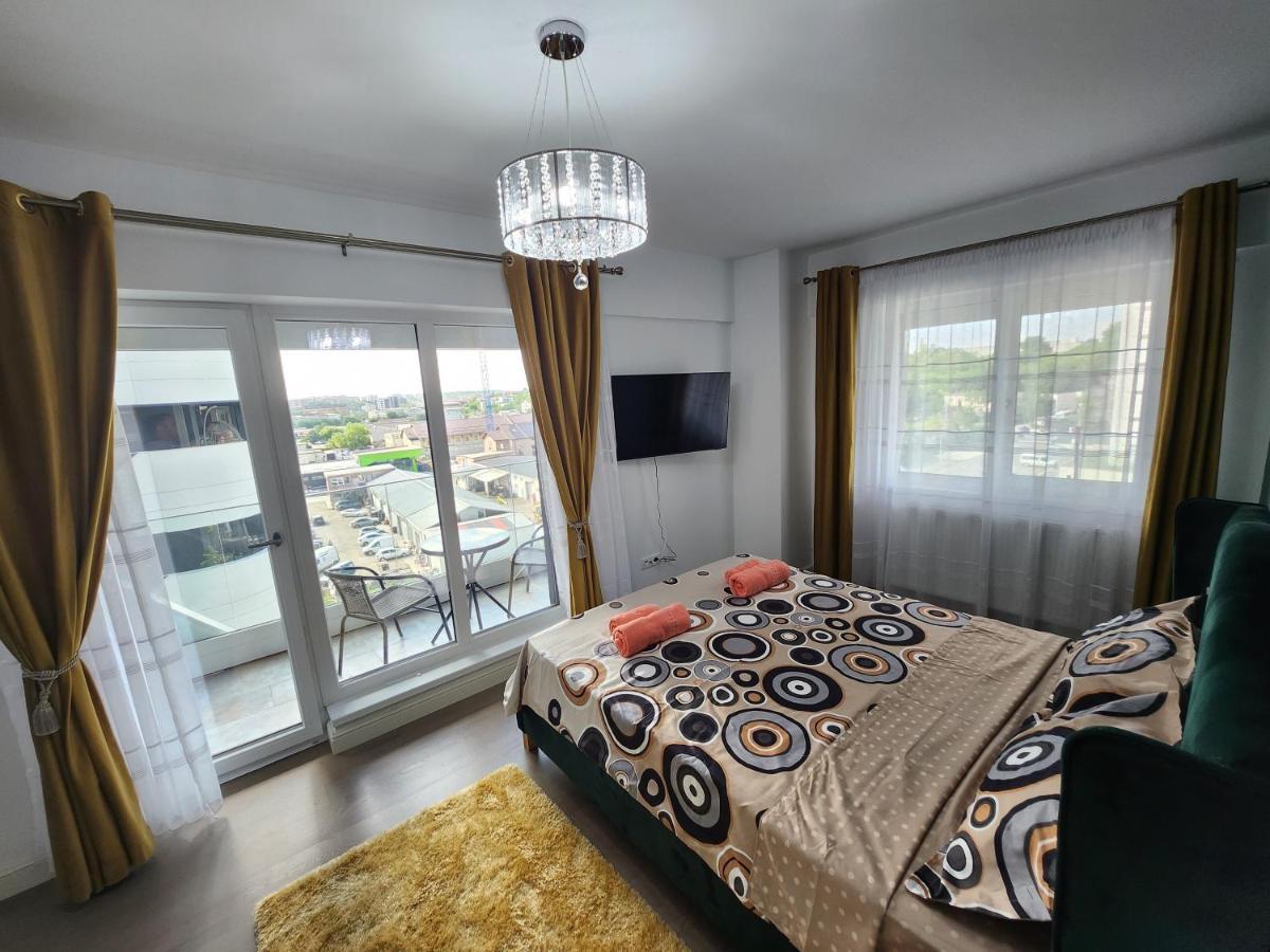 יאשי Near Airport 2 Rooms Apartments In Himson מראה חיצוני תמונה