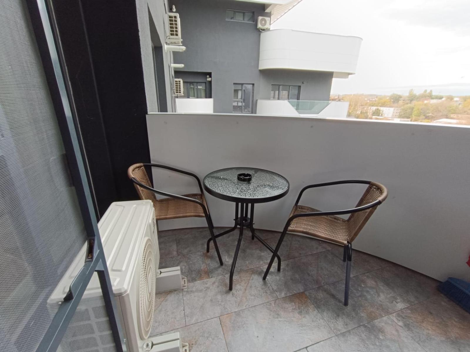יאשי Near Airport 2 Rooms Apartments In Himson מראה חיצוני תמונה