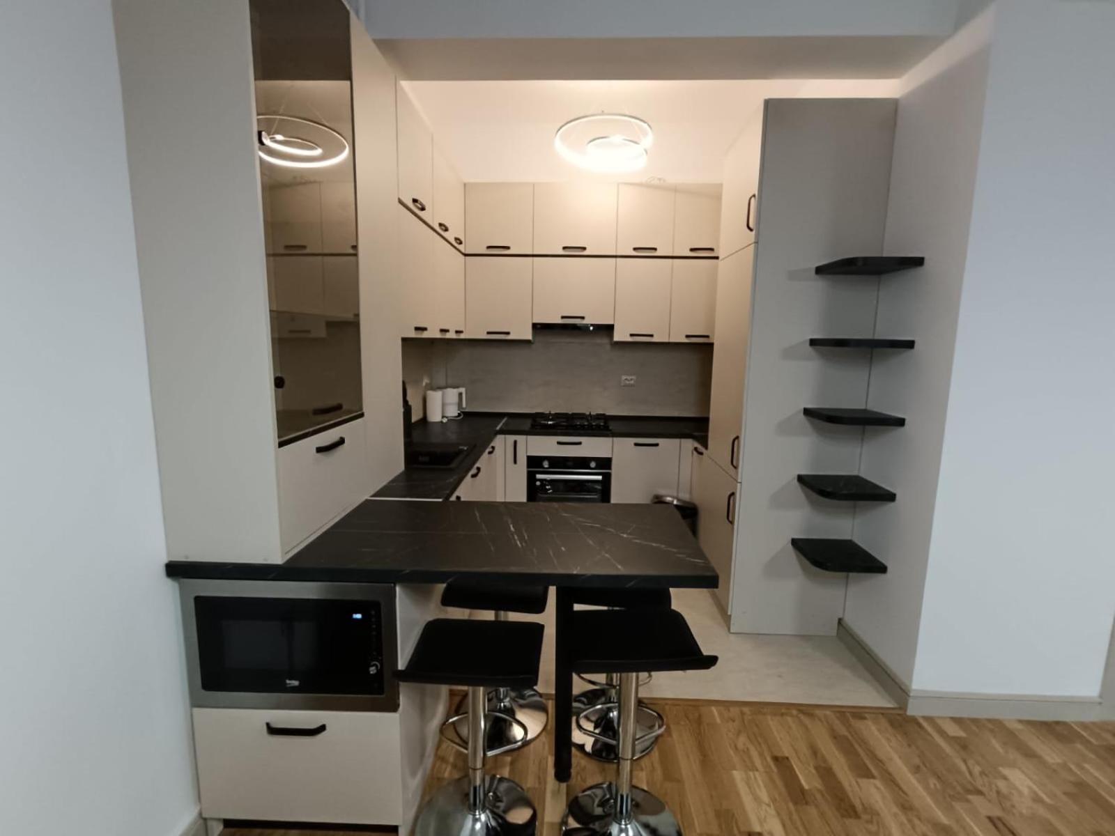 יאשי Near Airport 2 Rooms Apartments In Himson מראה חיצוני תמונה